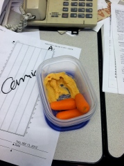 Carrots & Hummus